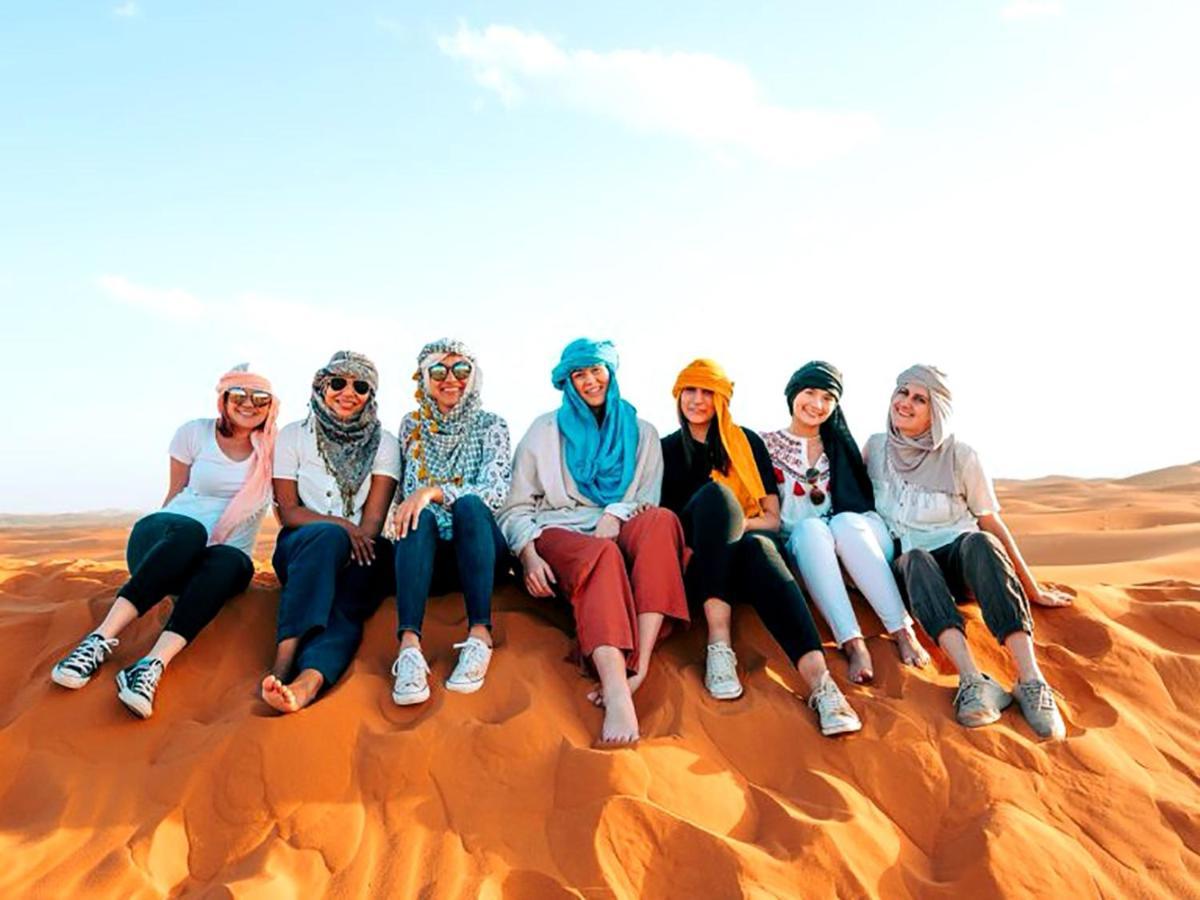 Merzouga Luxury Camp Экстерьер фото